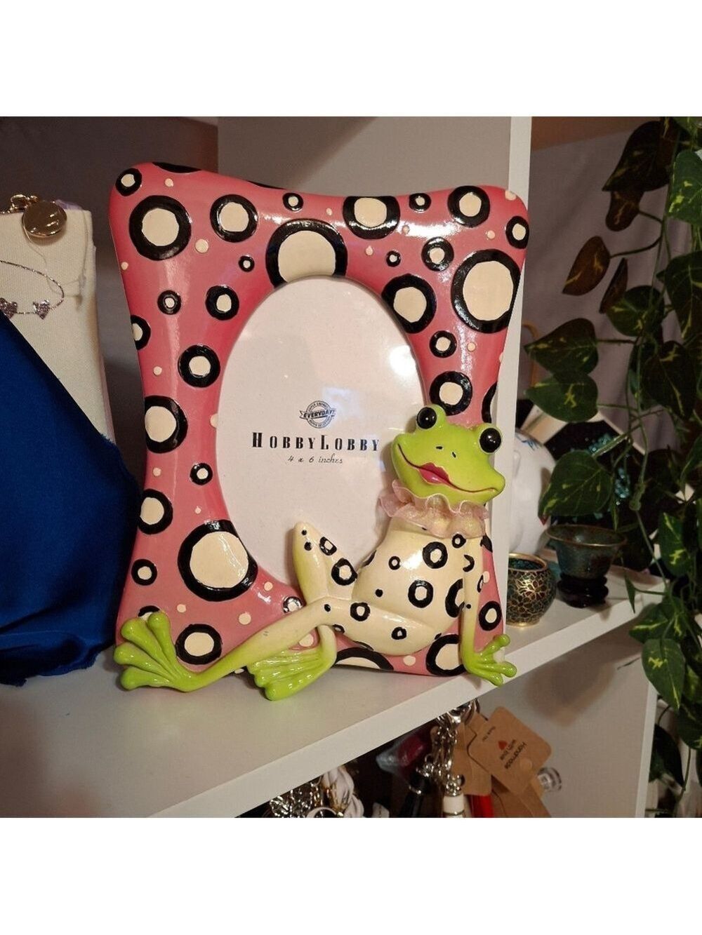 Pink and Green Retro Frog Picture Frame